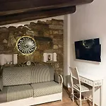 Κατάλυμα σε φάρμα Tuluschene *